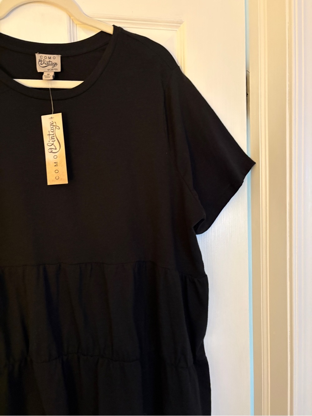 Como Vintage Black Short Sleeve Ruffle Peplum Tee - Picture 2 of 7